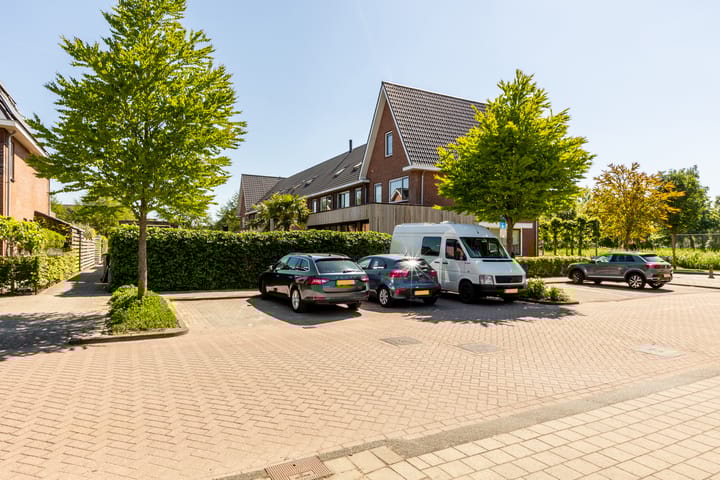 Foto 56 van Het Wapenschild 31