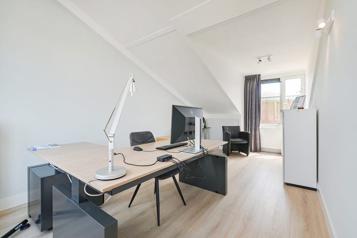 Foto 1 van Vondelstraat 28