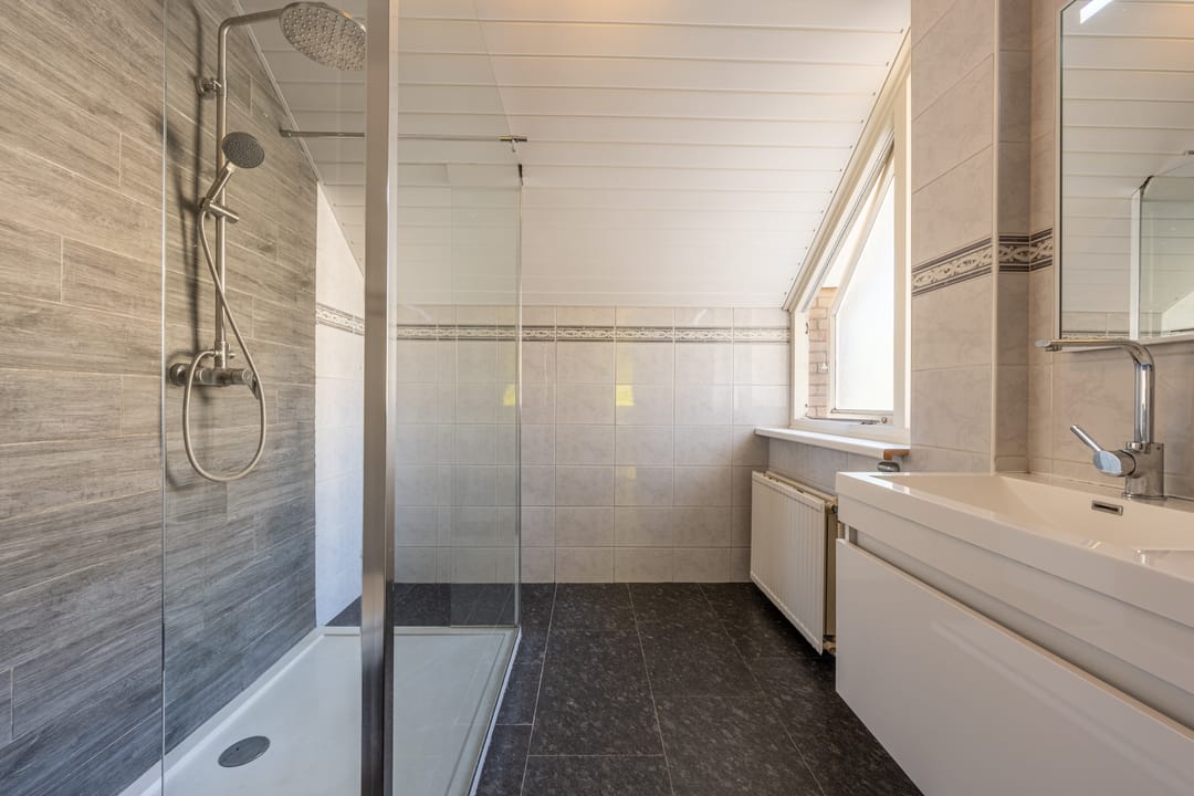 Photo 23 of Laan van Westmolen 37