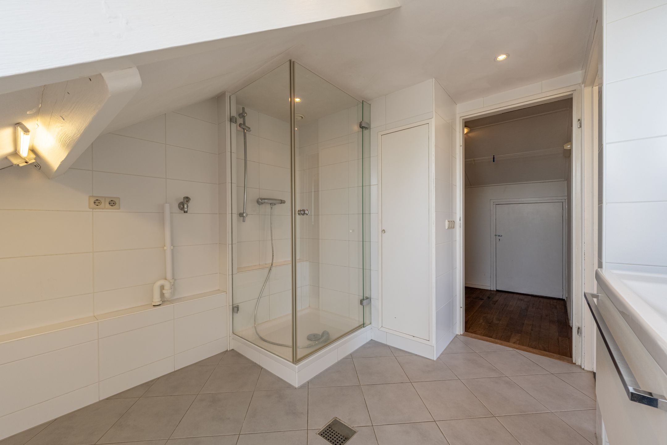 Photo 33 of Laan van Westmolen 37