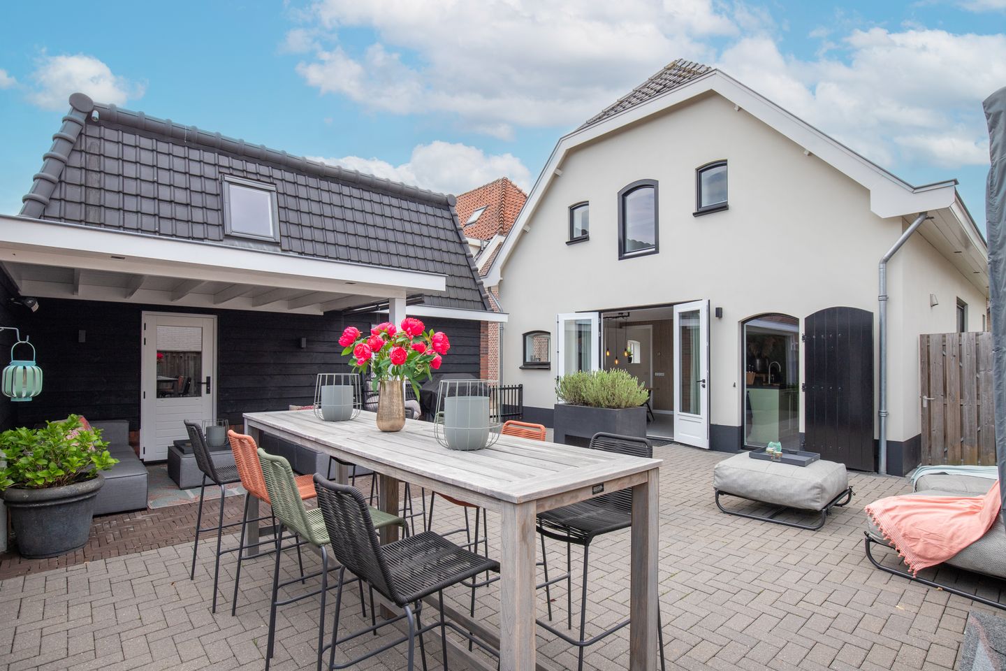 Foto 1 van Stationsweg West 81