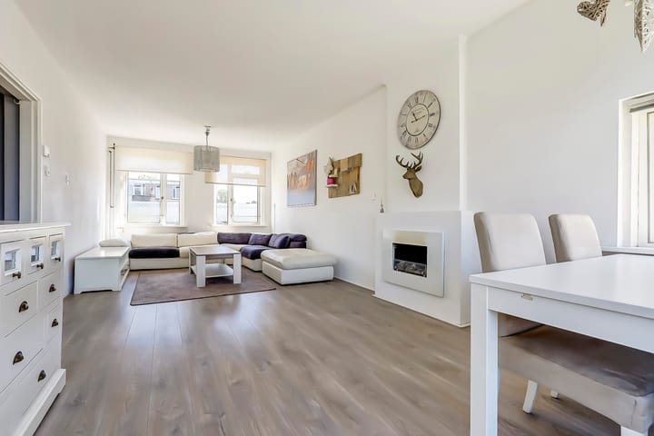 Foto 4 van Anna van Burenstraat 46