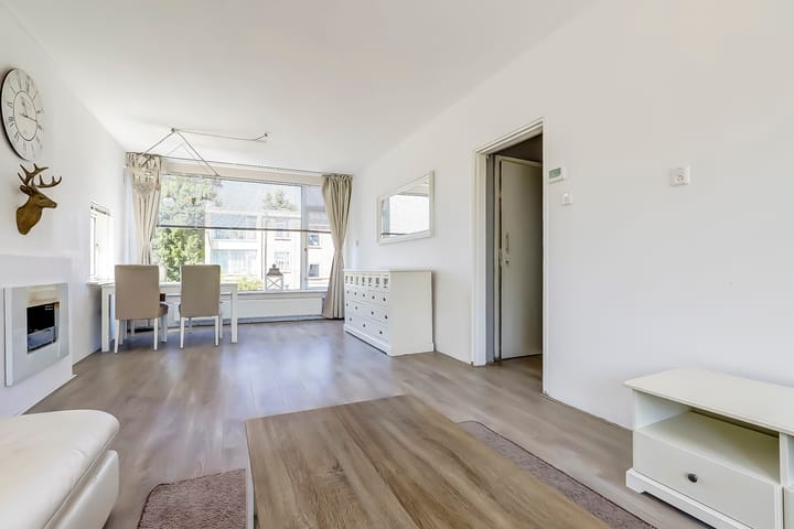 Foto 5 van Anna van Burenstraat 46