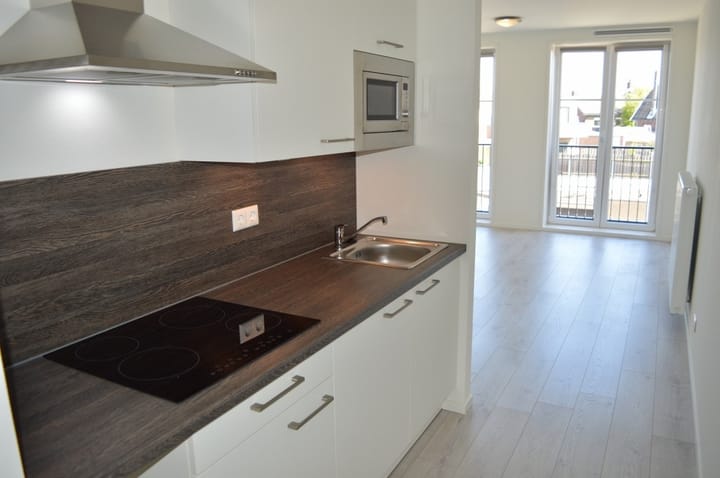 Photo 3 of Enschedesestraat 43-P