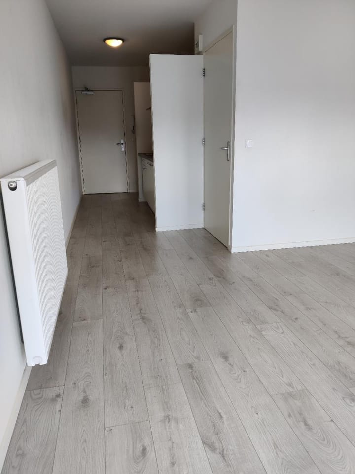 Photo 5 of Enschedesestraat 43-P