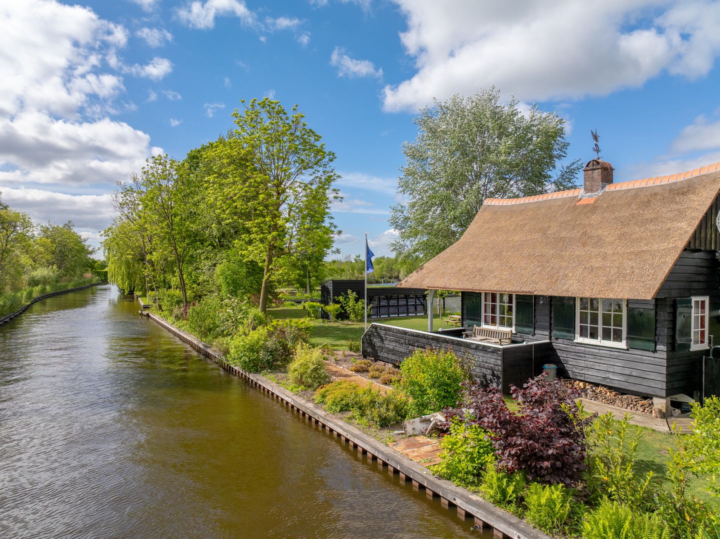 Foto 10 van De Plassen Zuid 396