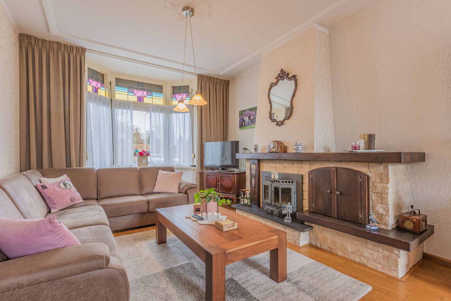 Photo 14 of Bredaseweg 18