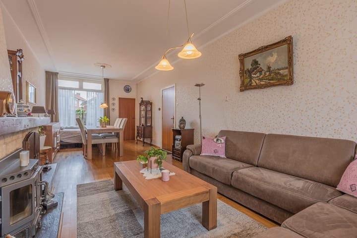 Foto 16 van Bredaseweg 18