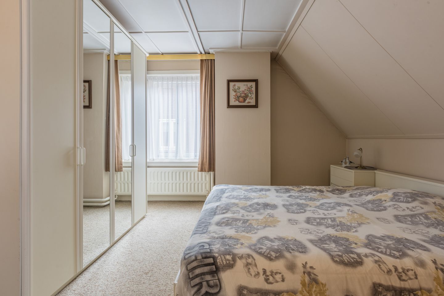 Photo 29 of Bredaseweg 18