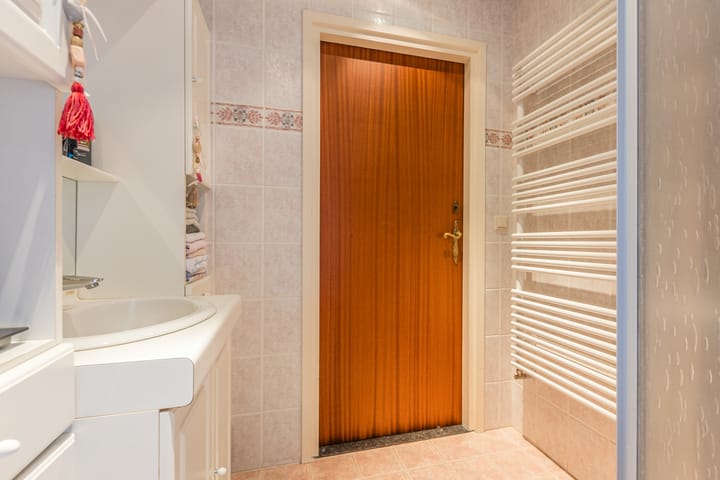 Foto 33 van Bredaseweg 18