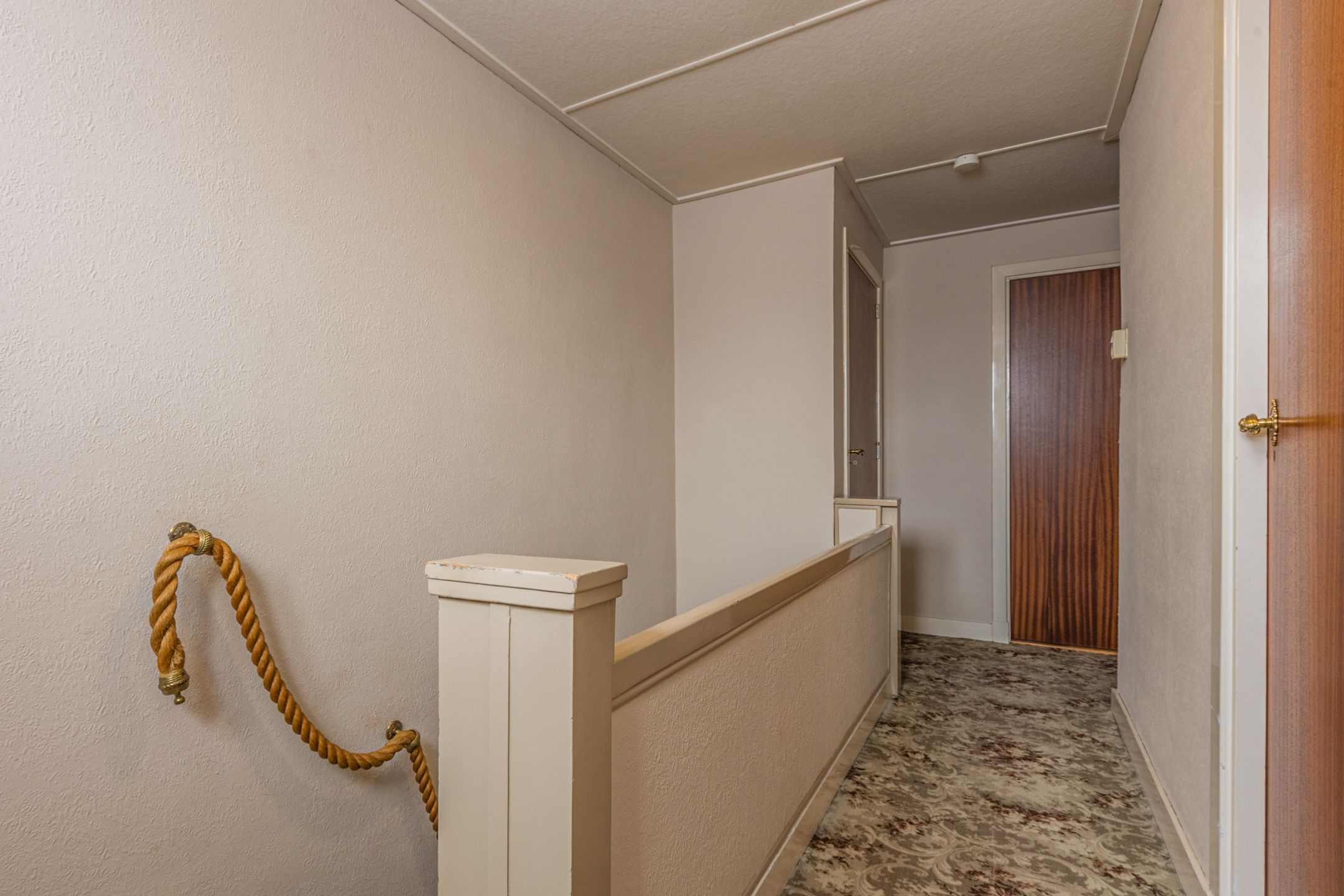 Photo 36 of Bredaseweg 18