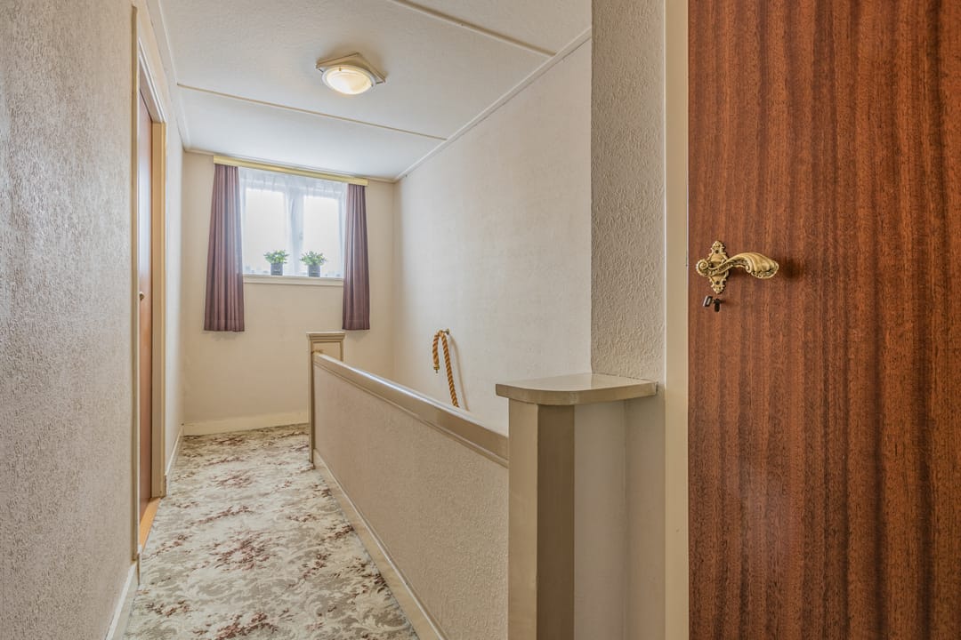 Photo 37 of Bredaseweg 18