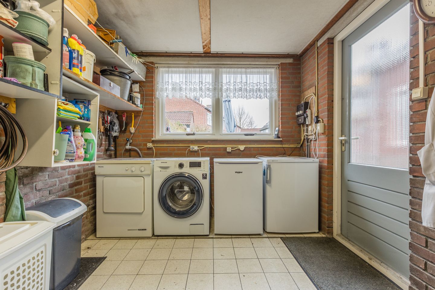 Photo 44 of Bredaseweg 18