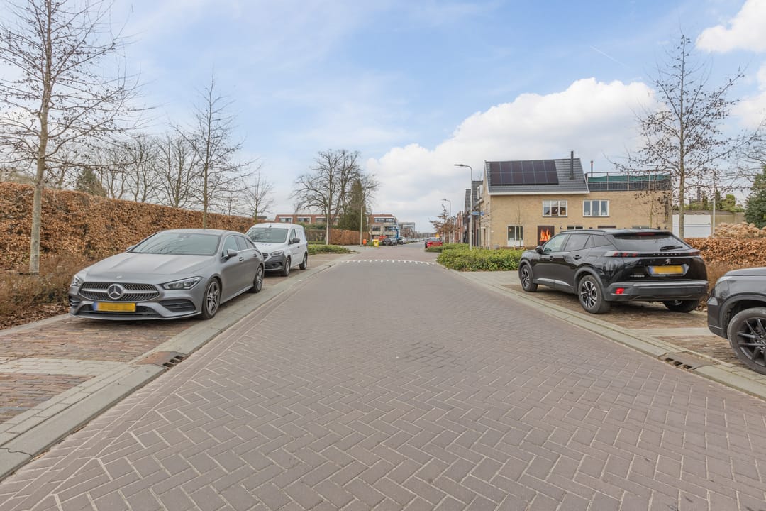 Photo 53 of Bredaseweg 18