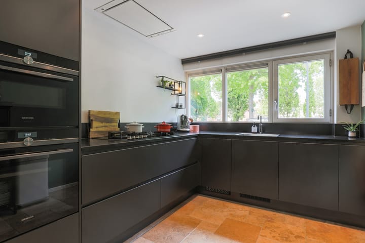 Photo 14 of Laakboulevard 120