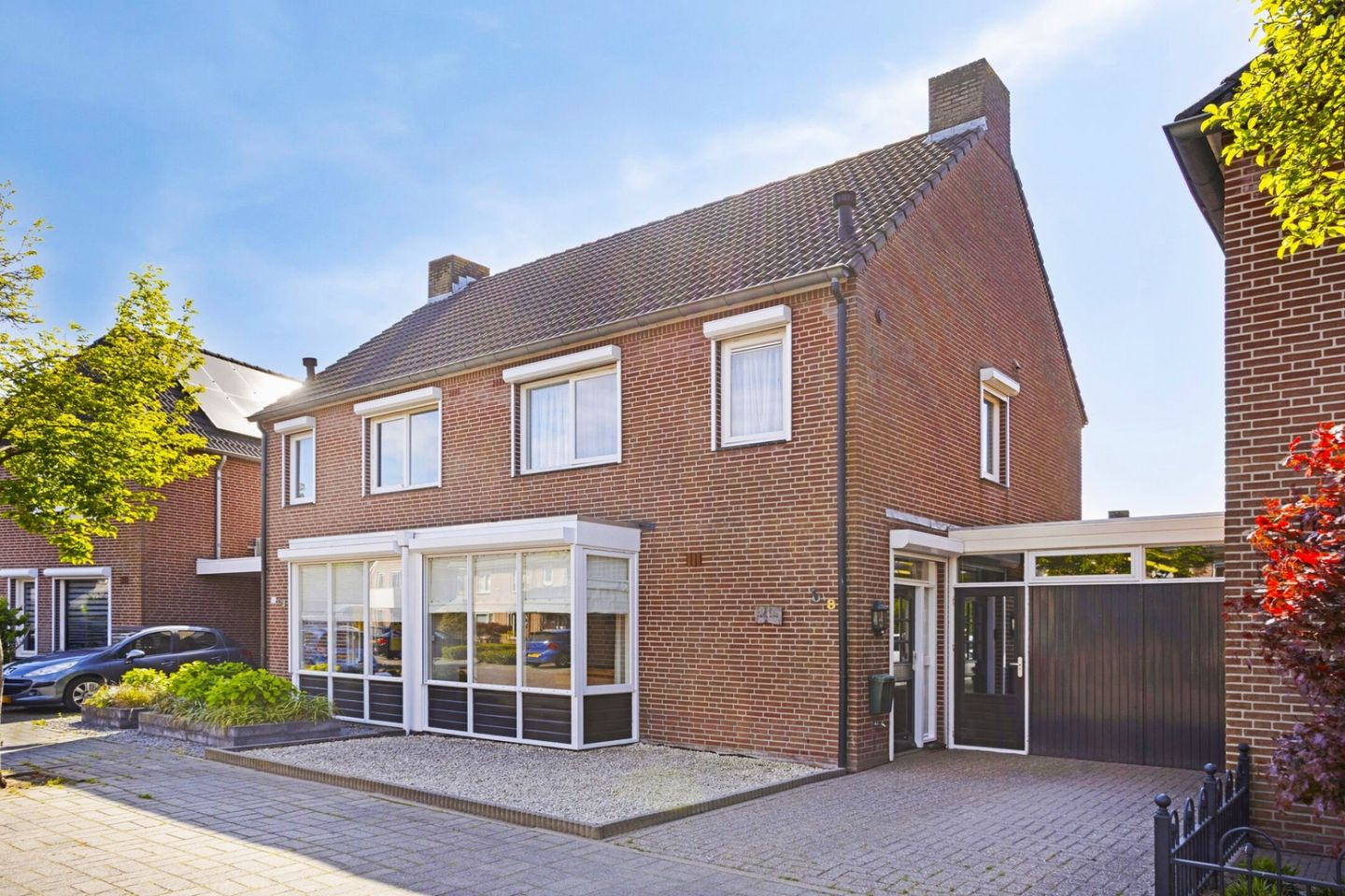 Foto 1 van Pastoor Beltstraat 8