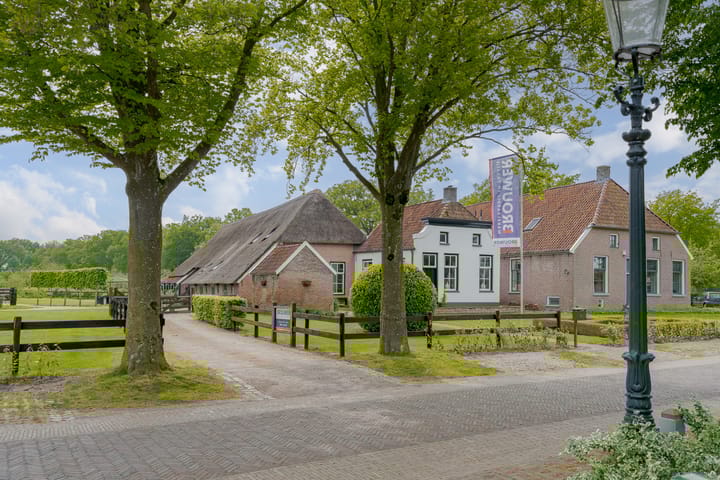 Foto 4 van Kerkweg 1