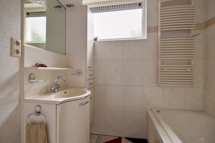 Foto 24 van Stationsstraat 20