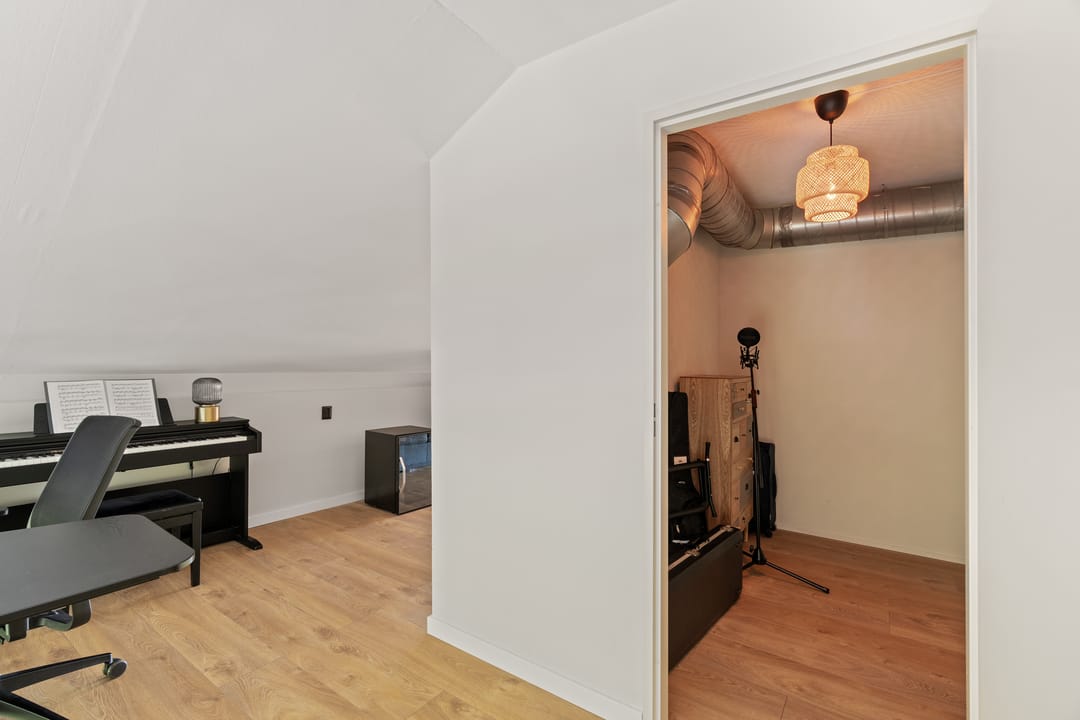 Foto 11 van Boomberg 141