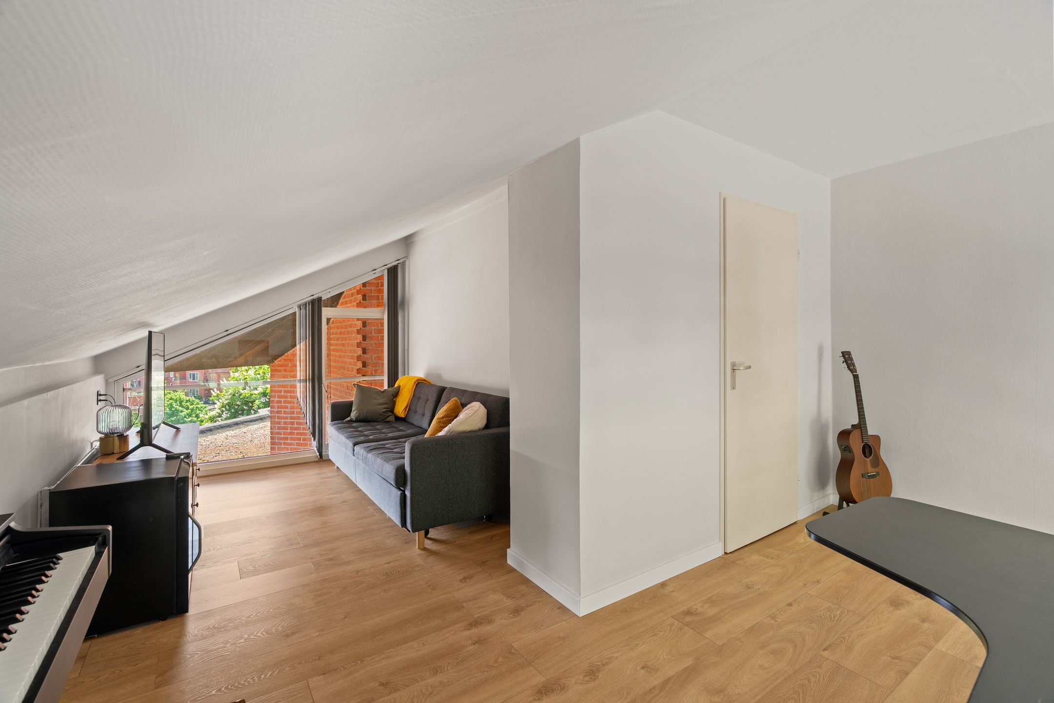 Foto 12 van Boomberg 141