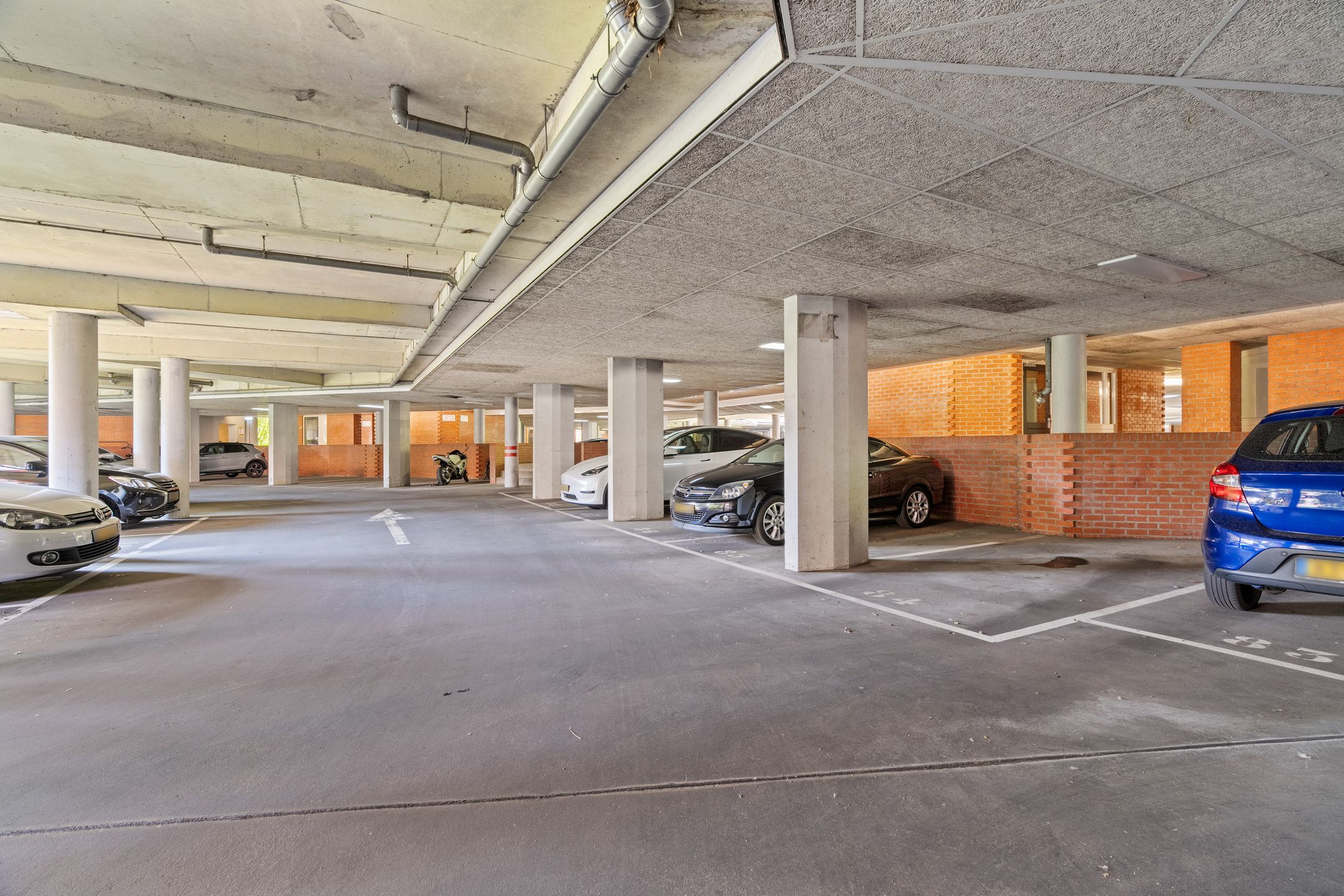 Foto 24 van Boomberg 141