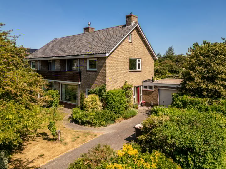 Foto 2 van v d Meerweg 5-B