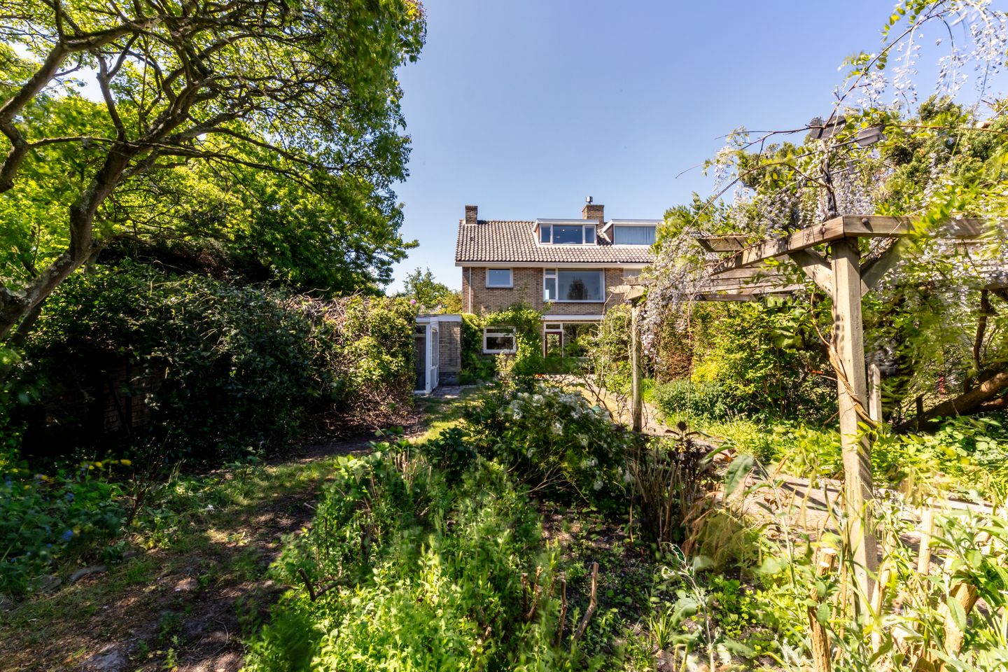 Foto 4 van v d Meerweg 5-B