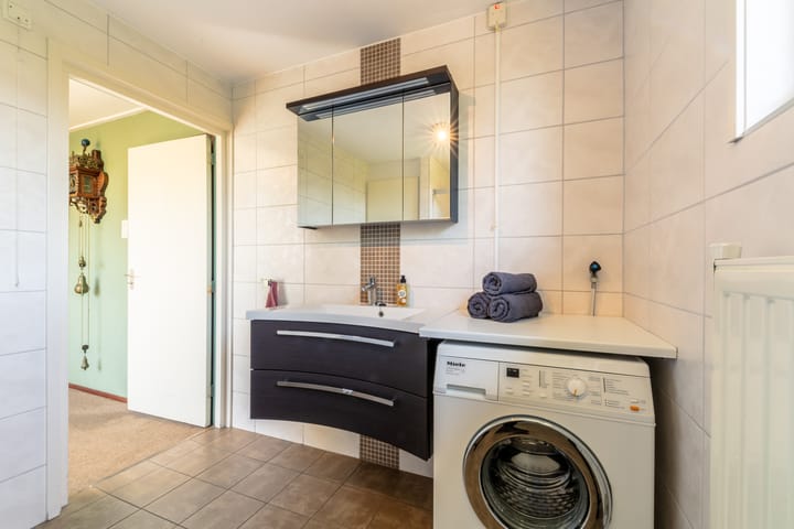 Foto 32 van v d Meerweg 5-B