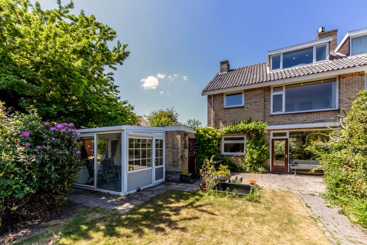 Foto 38 van v d Meerweg 5-B