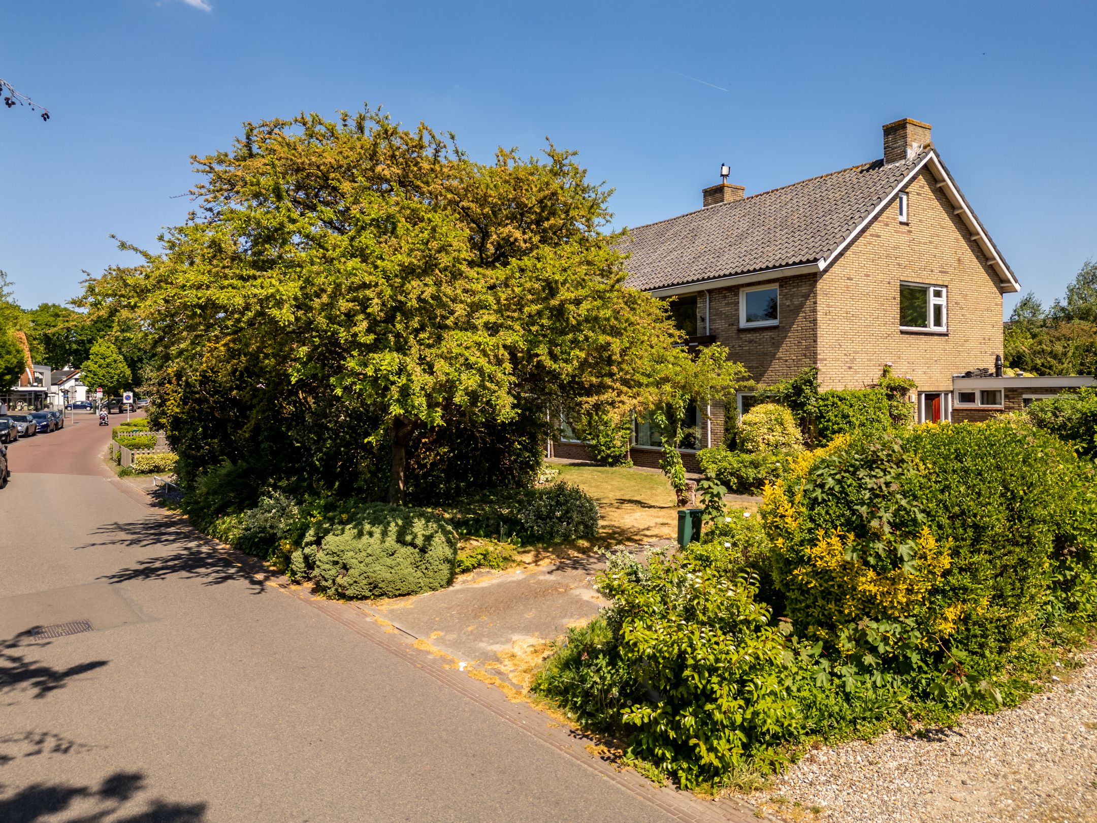 Foto 45 van v d Meerweg 5-B