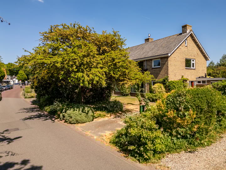 Foto 45 van v d Meerweg 5-B