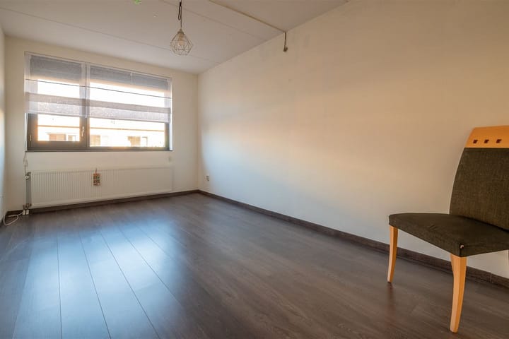 Photo 17 of Sigarenmaker 18