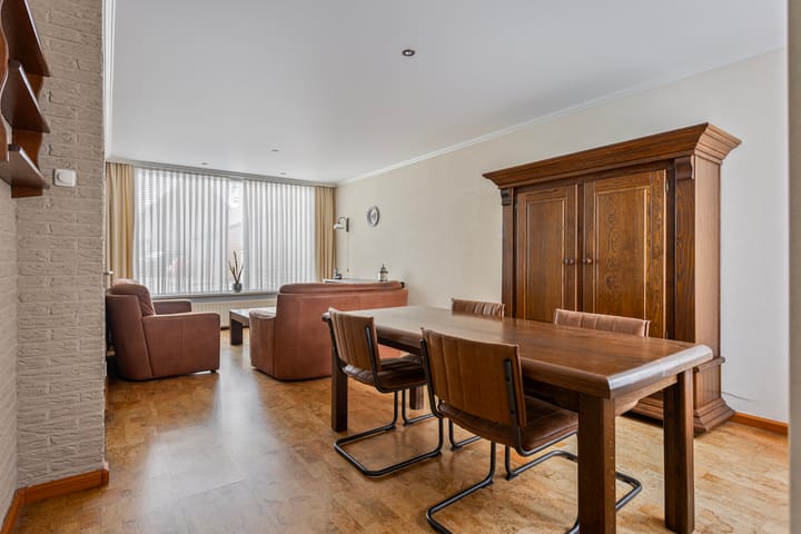 Foto 8 van Van Hogendorpstraat 53-A