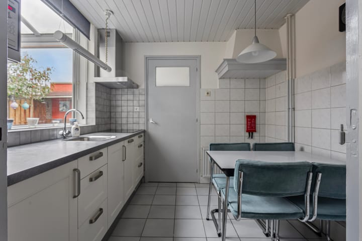 Foto 10 van Van Hogendorpstraat 53-A