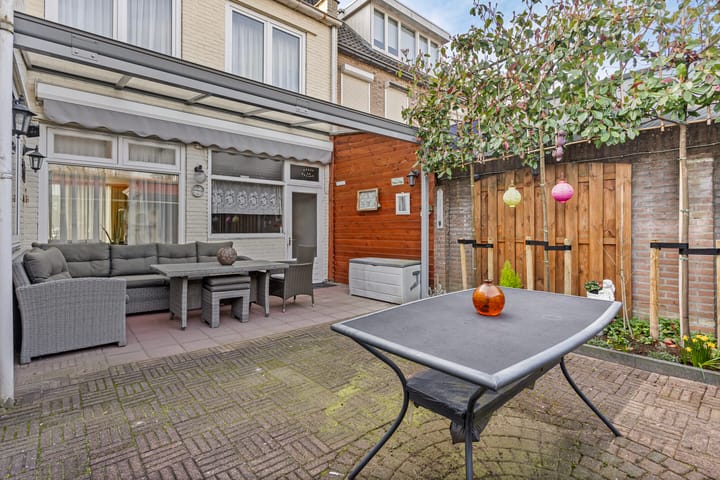 Foto 33 van Van Hogendorpstraat 53-A