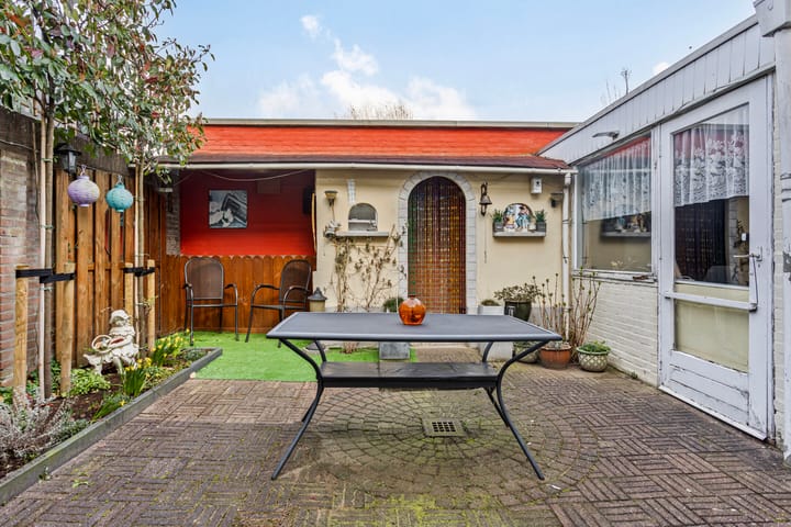 Foto 36 van Van Hogendorpstraat 53-A