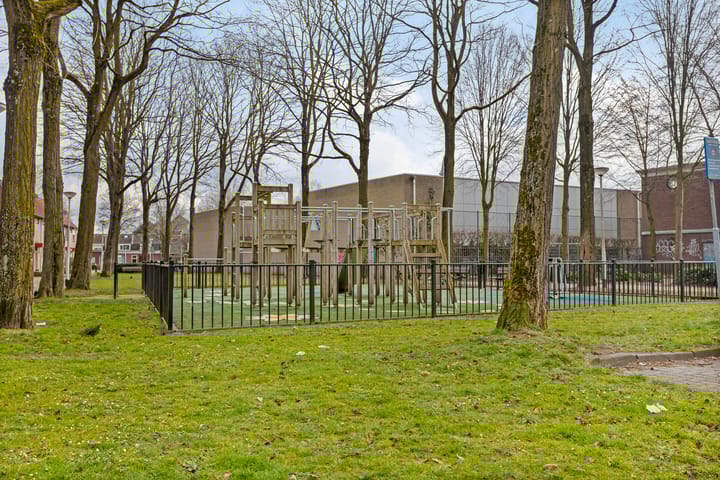 Foto 39 van Van Hogendorpstraat 53-A