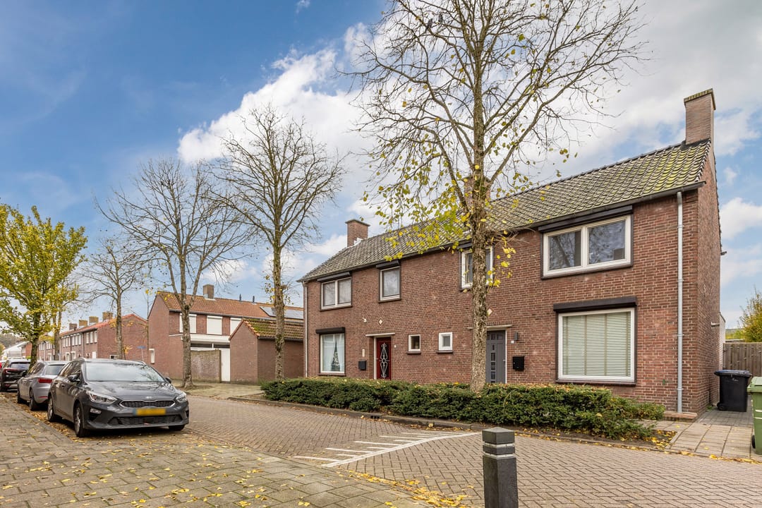 Foto 8 van Karolinastraat 19