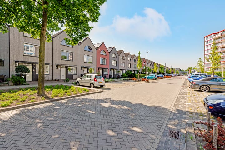 Foto 38 van Bartokweg 93