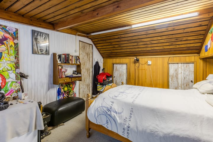 Photo 31 of Karolinastraat 19