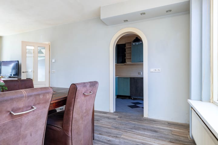 Foto 15 van J.H. van 't Hoffstraat 2