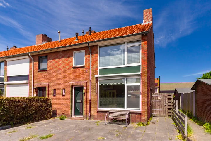 Foto 8 van J.H. van 't Hoffstraat 2