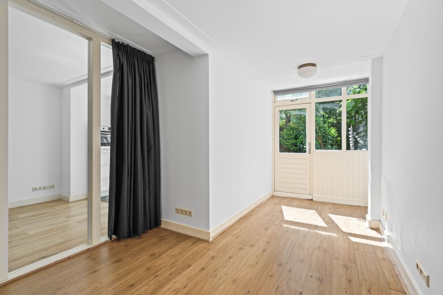 Foto 20 van Justus van Effenstraat 5