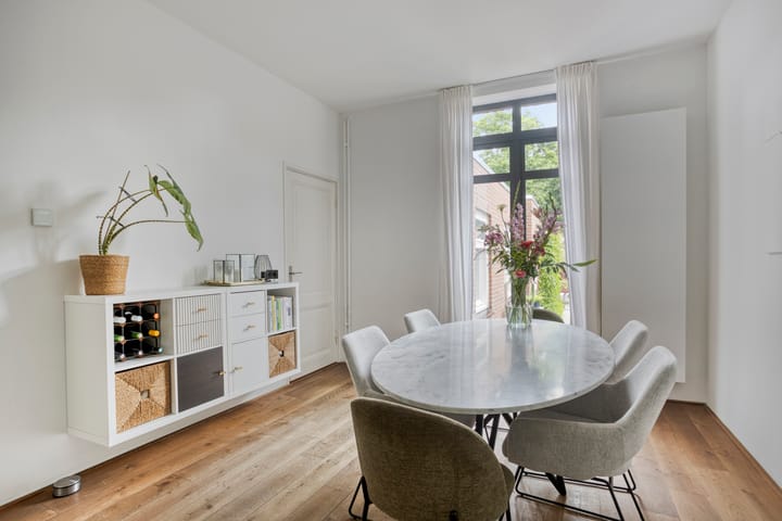 Foto 10 van Monseigneur Schrijnenstraat 13