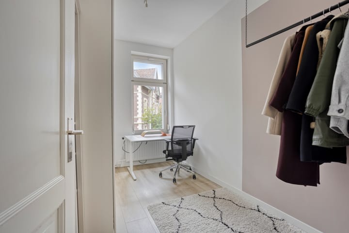 Foto 33 van Monseigneur Schrijnenstraat 13