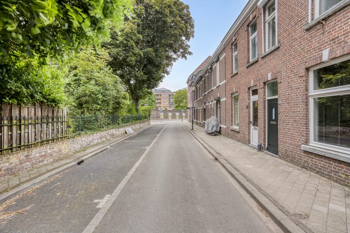 Foto 34 van Monseigneur Schrijnenstraat 13