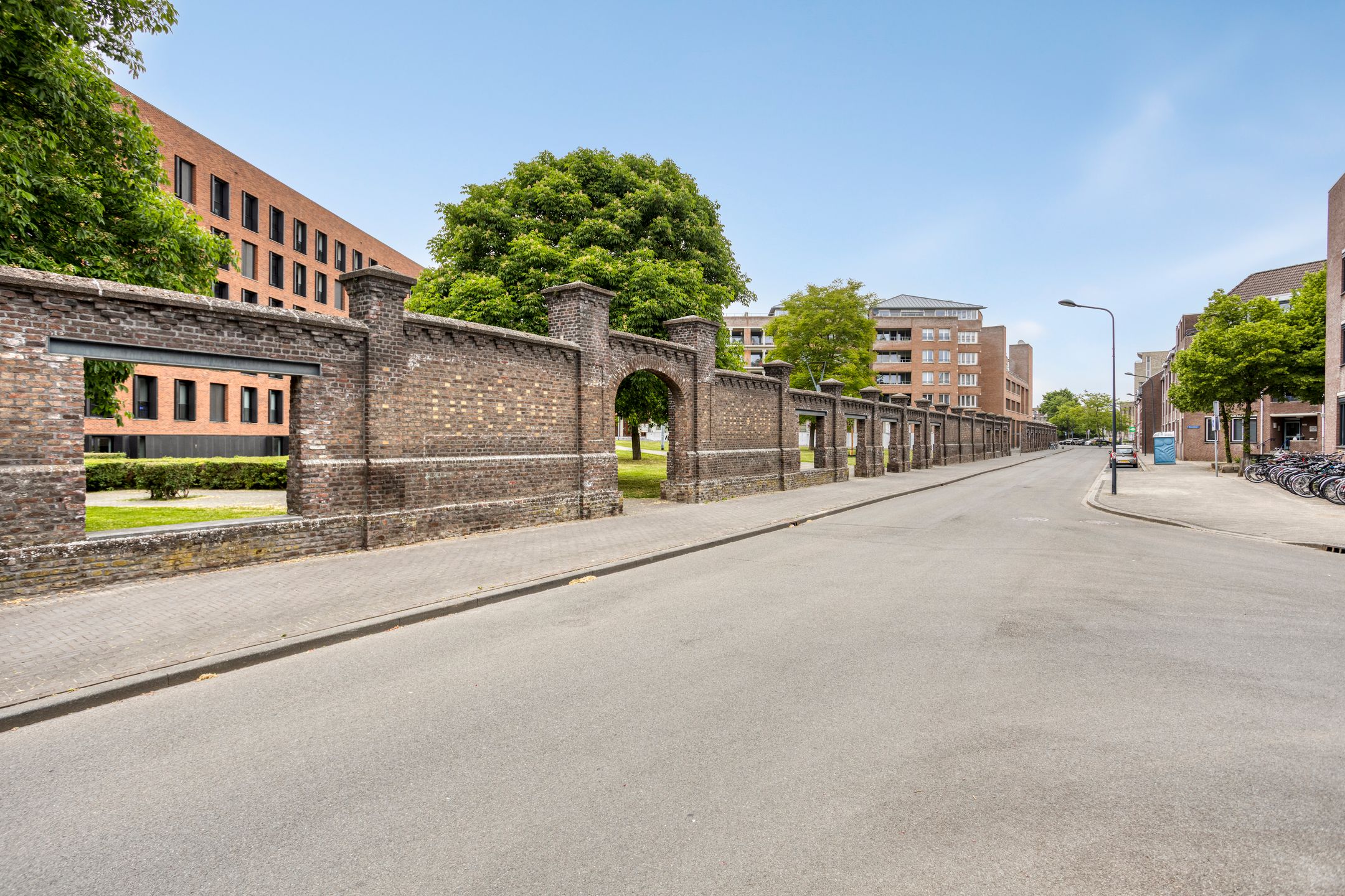 Foto 36 van Monseigneur Schrijnenstraat 13