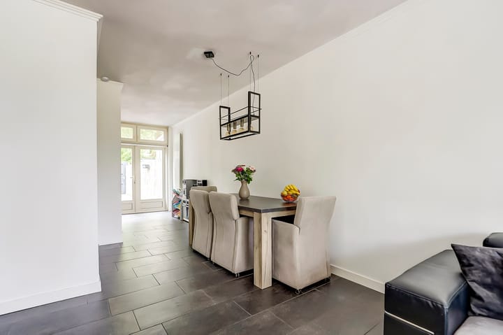 Foto 8 van Stikkerstraat 19