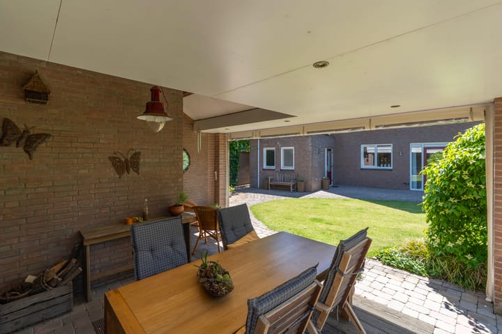 Foto 17 van Merseloseweg 4