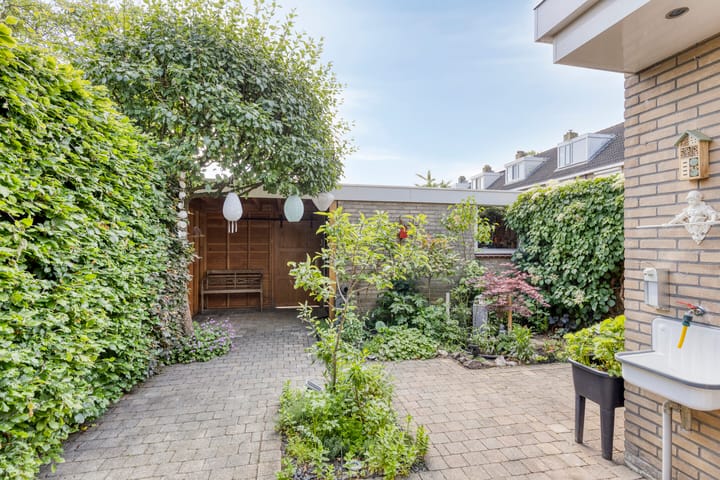 Foto 30 van Meidoornlaan 42